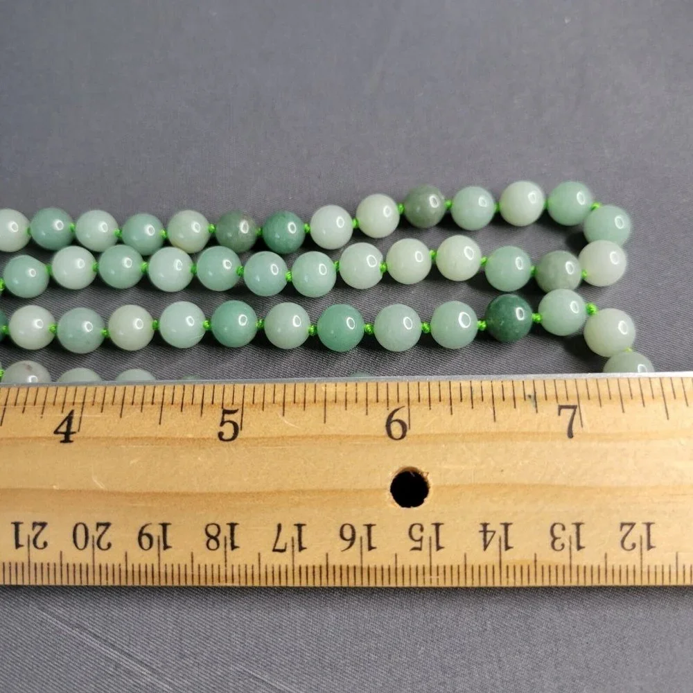 Womens Light Green Aventurine Round Beaded Fashion Necklace 28 in - Picture 5 of 5
